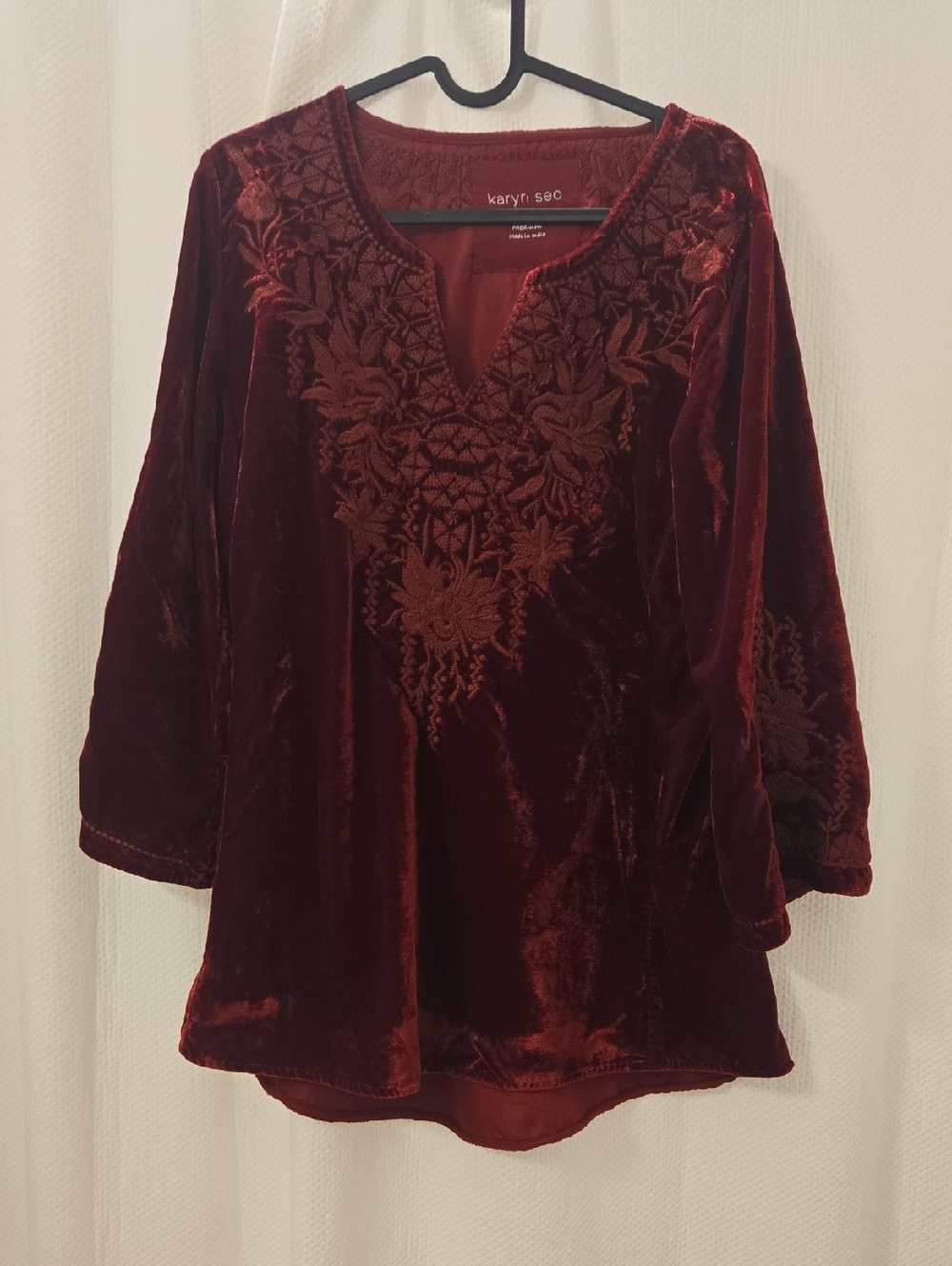 Karyn Seo Women's Velvet Embroidered Tunic - Wine Red